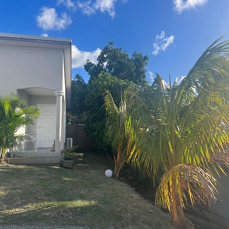 ショルシェール Skys Location Pakehina Bed & Breakfast エクステリア 写真